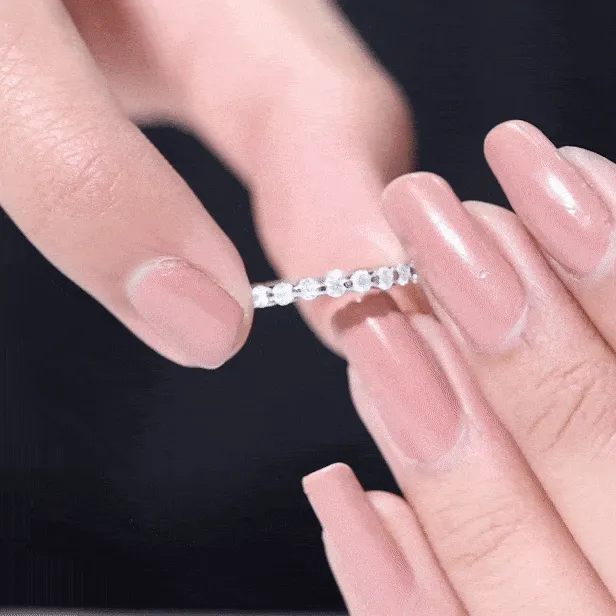 1/2 CT Moissanite Wedding Band