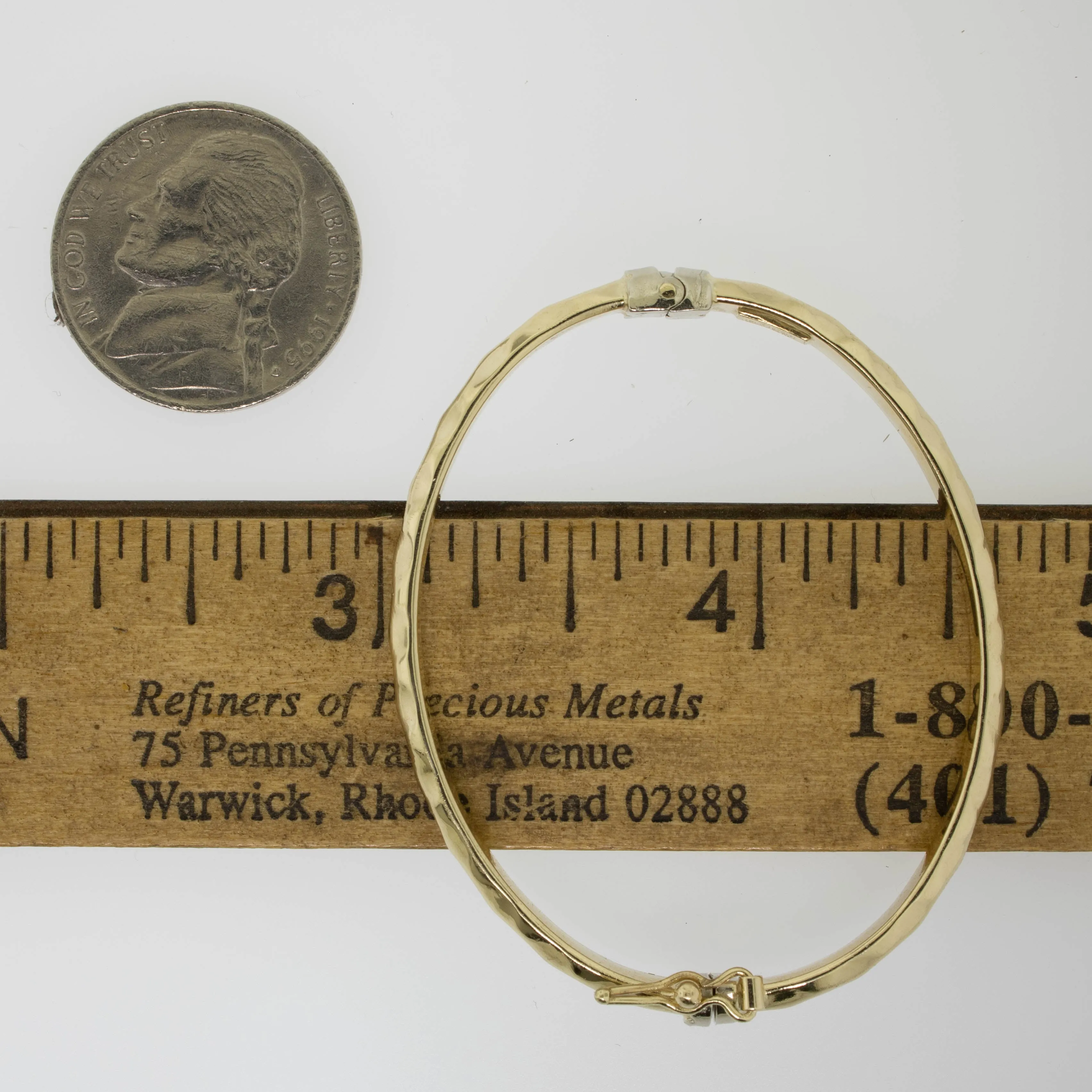 14K Yellow Gold Baby Bracelet Spring Hinge Safety Bar Faceted Look Preowned