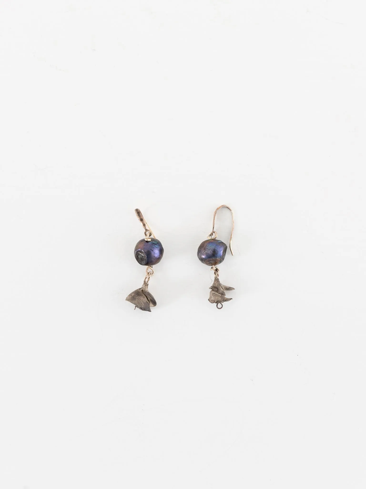 Atelier Inscrire Keshi Pearl with Rose Earrings