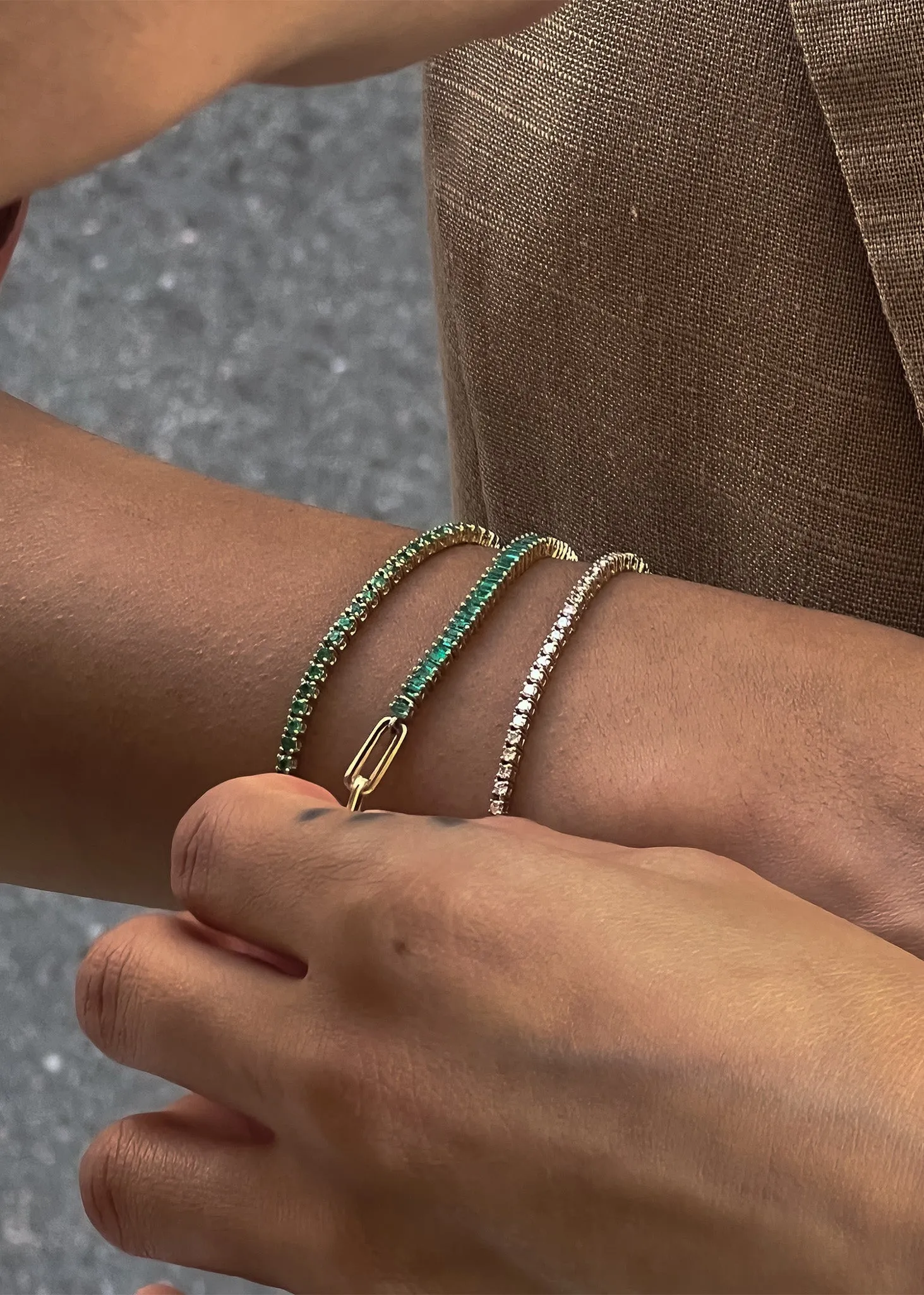 Diana Tennis Bracelet Emerald Yellow Gold