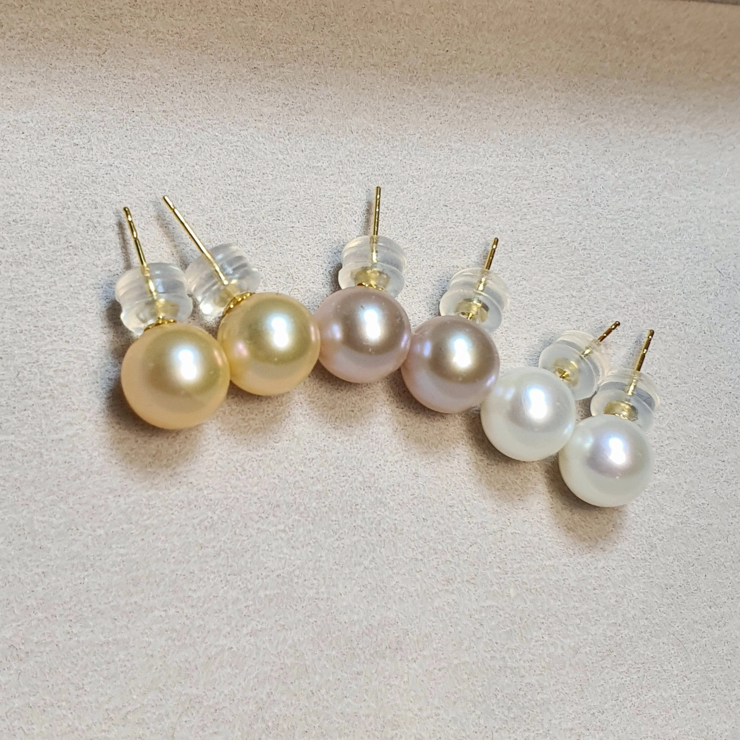 Freshwater Cultured Multi-colour Pearl Stud Earring, 18k Gold