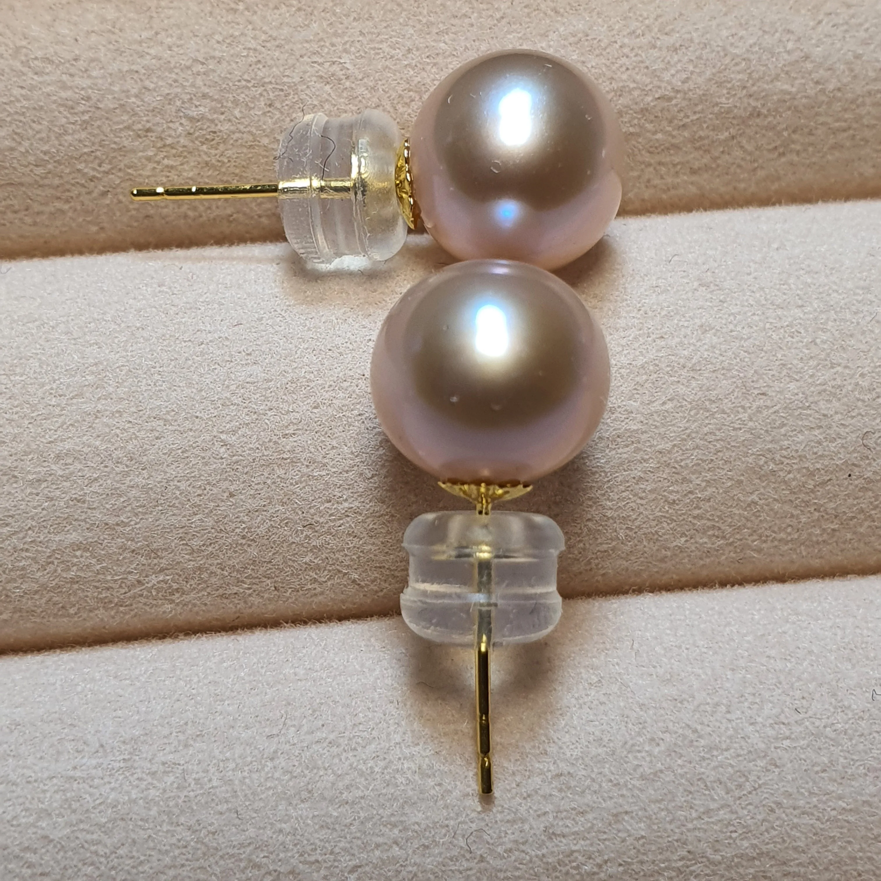 Freshwater Cultured Multi-colour Pearl Stud Earring, 18k Gold