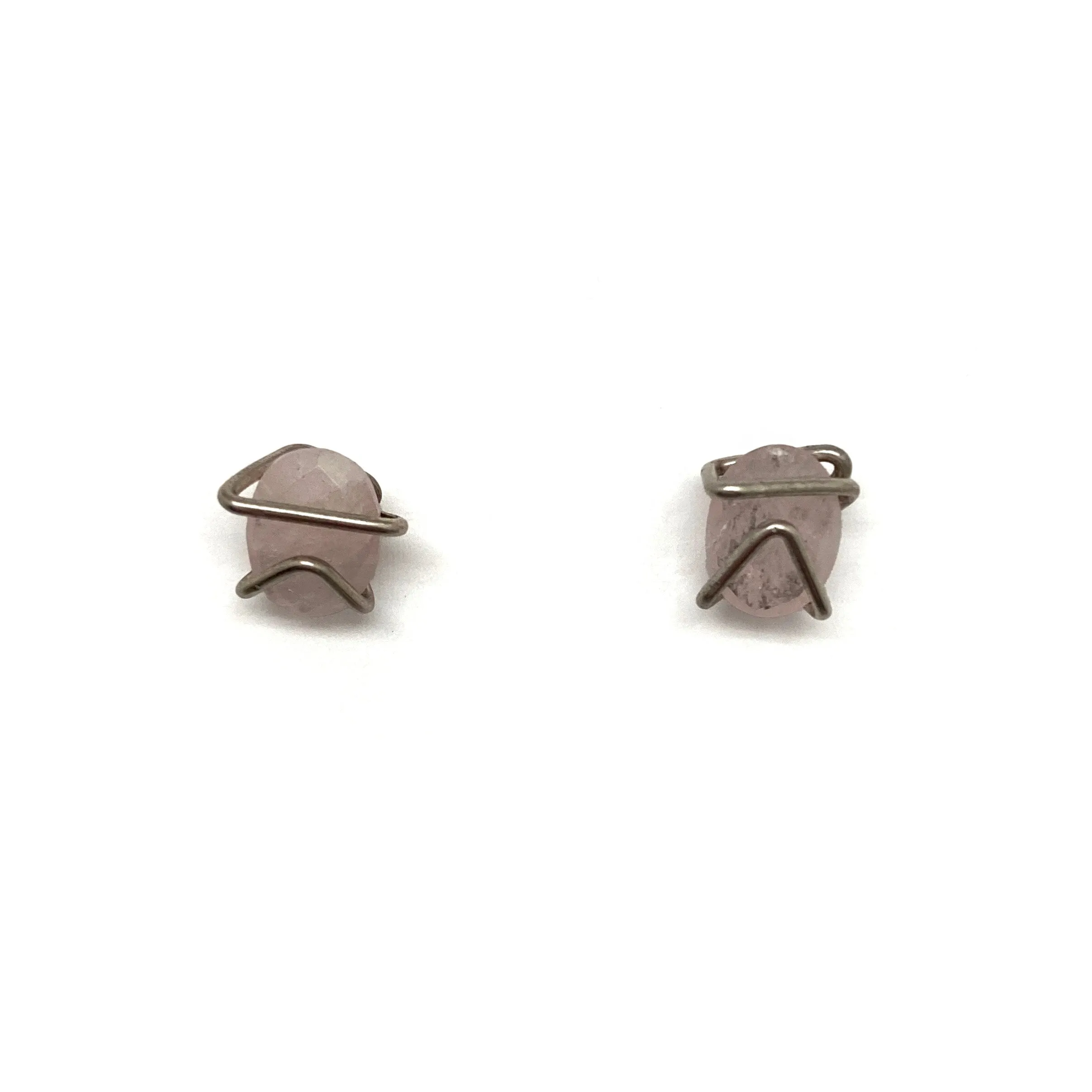Geo Studs - Morganite
