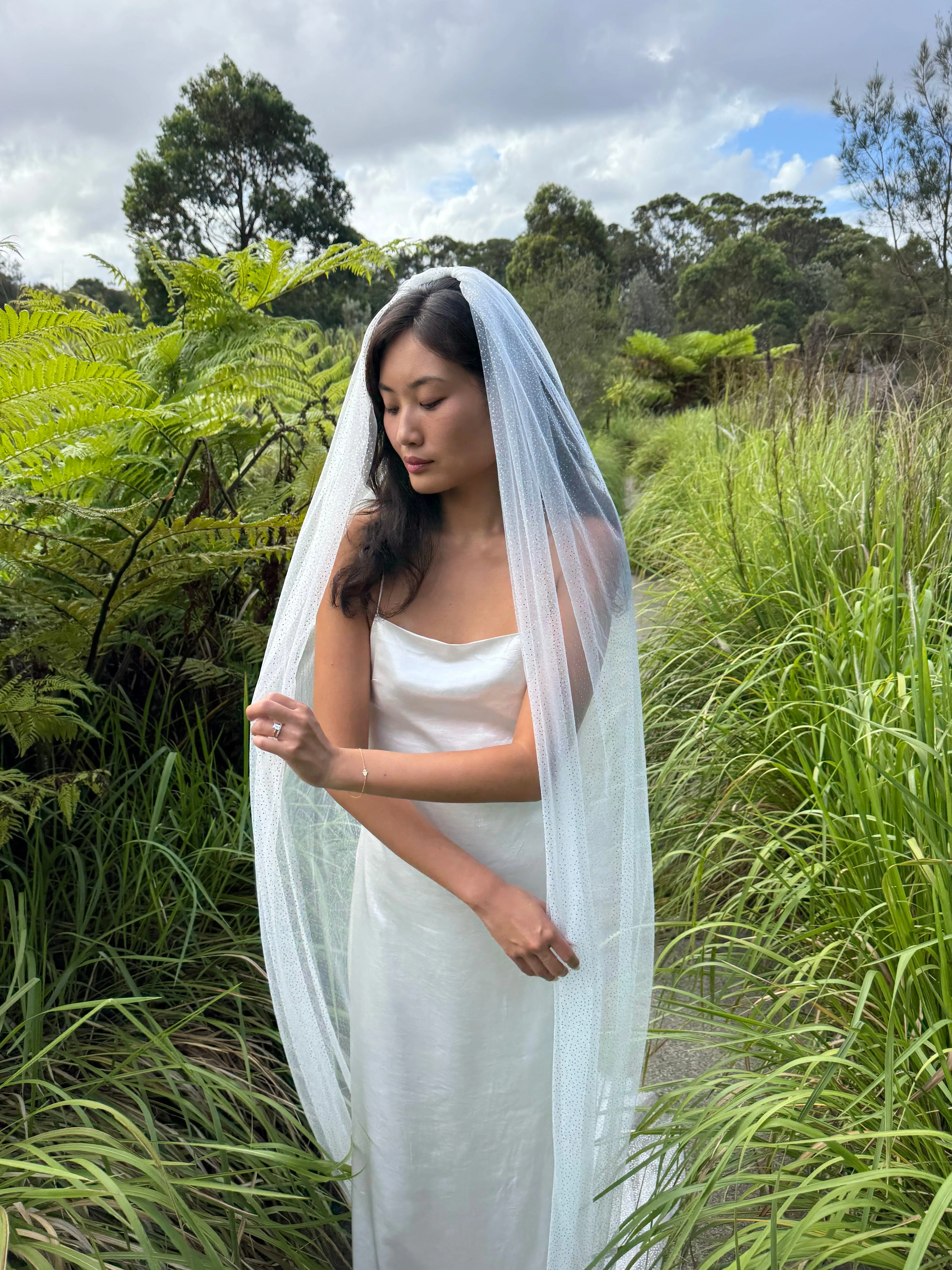 GLITTER VEIL, CATHEDRAL LENGTH, SINGLE TIER