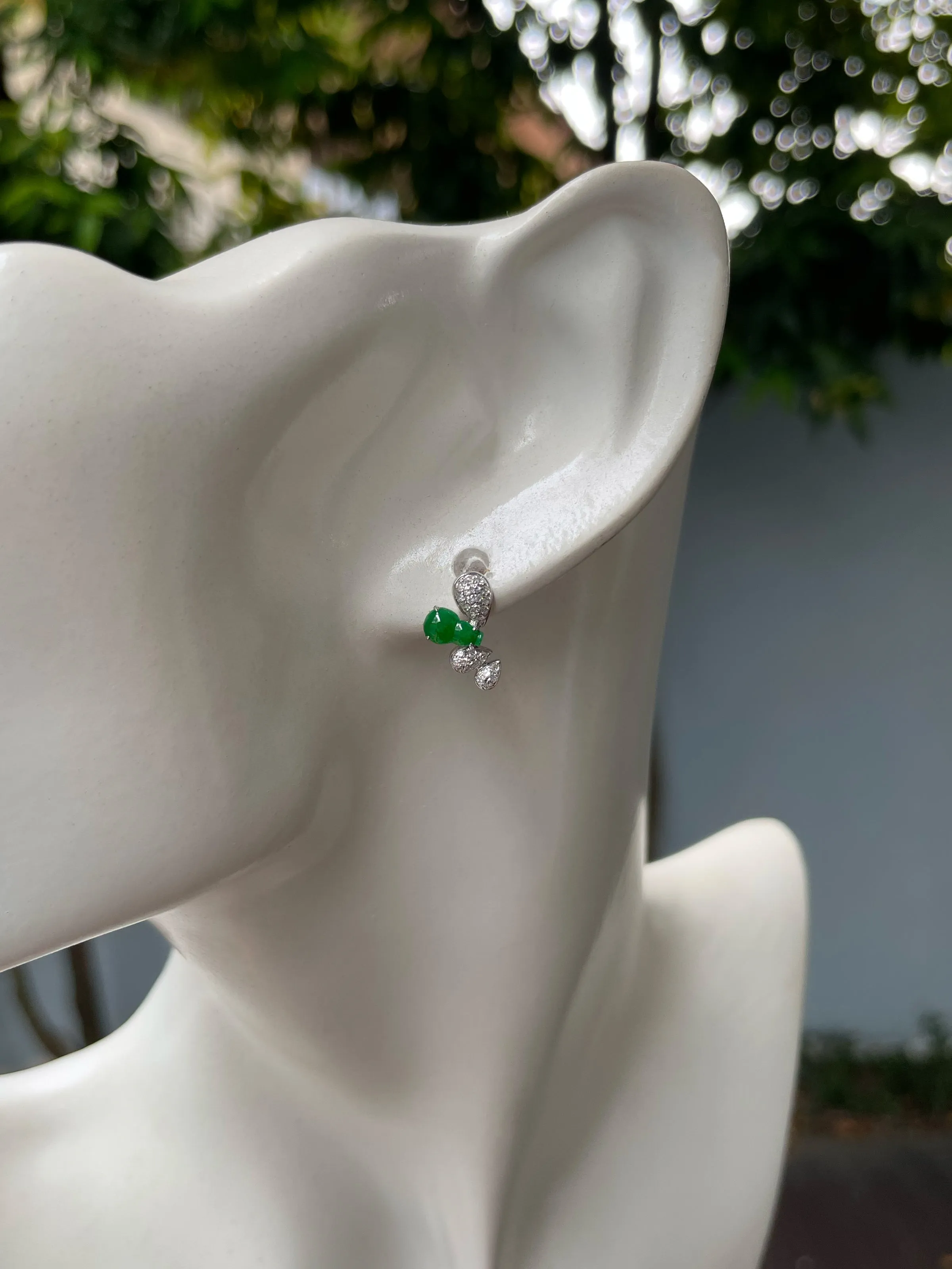 Green Jadeite Earrings - Hu Lu (NJE216)