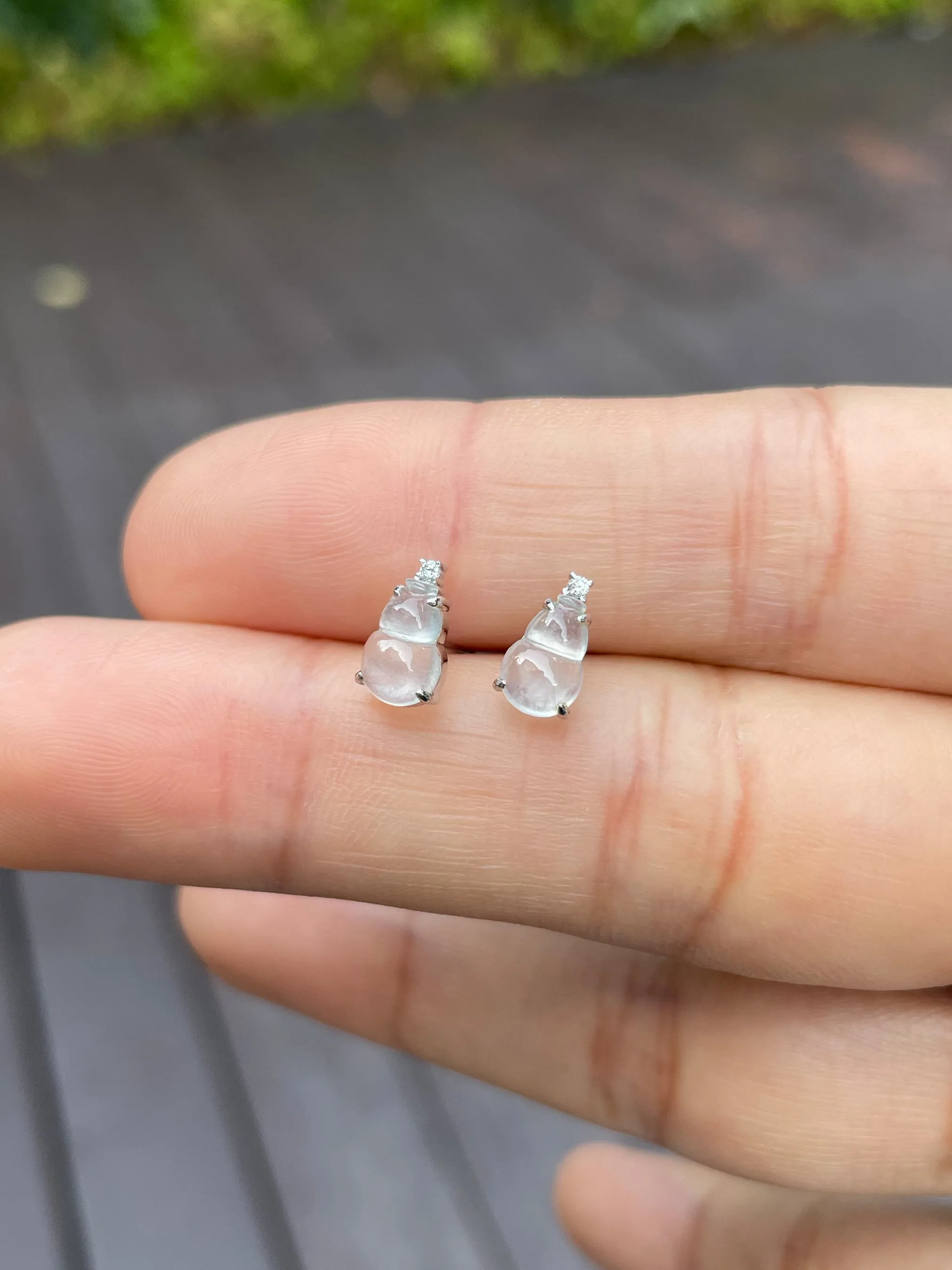 Icy Jadeite Earrings - Hu Lu 葫芦 (NJE065)