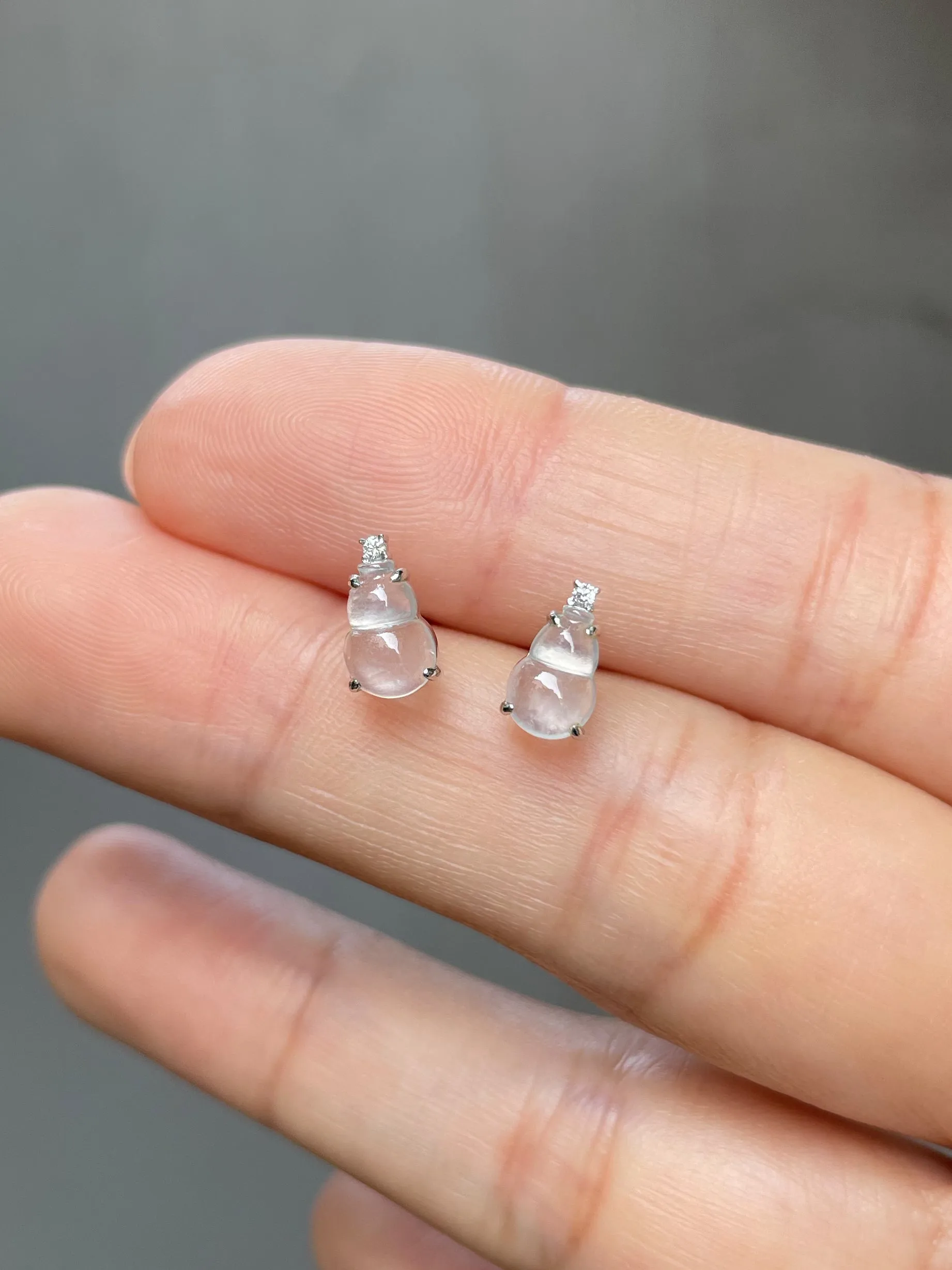 Icy Jadeite Earrings - Hu Lu 葫芦 (NJE065)