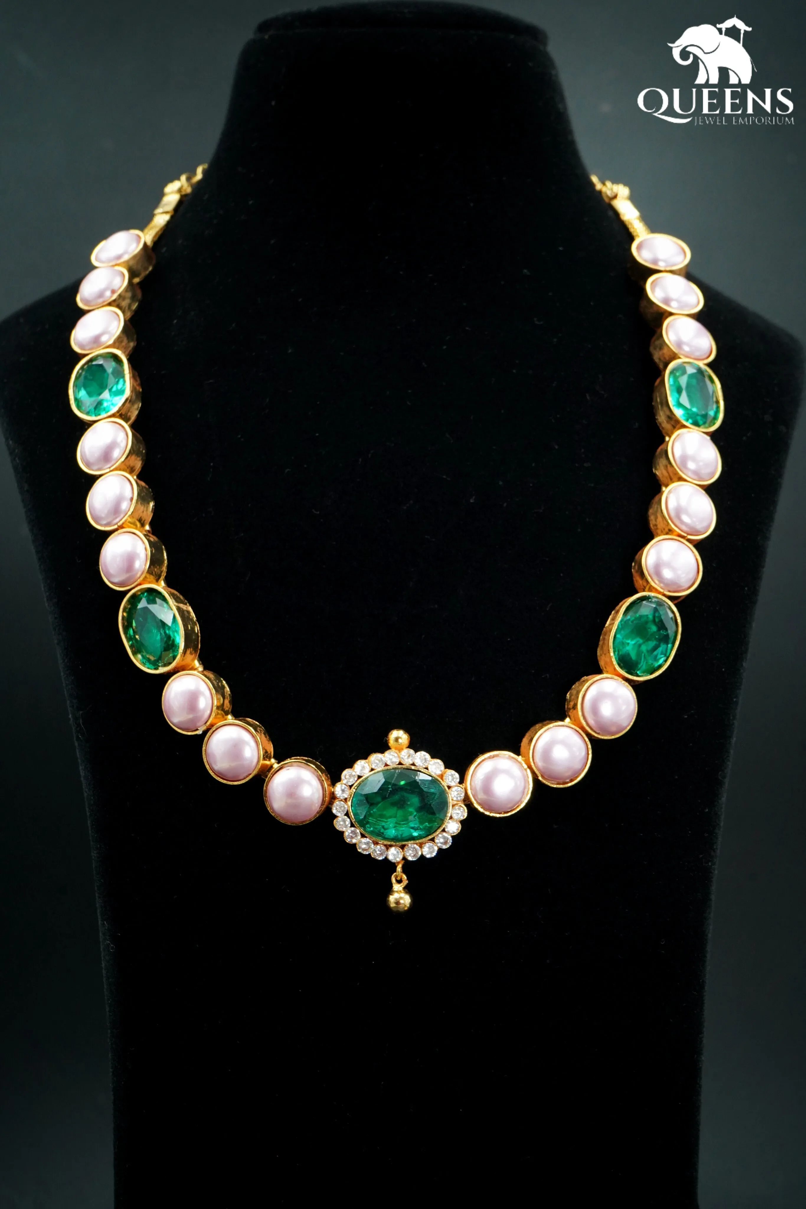 ILAMATHI NECKLACE