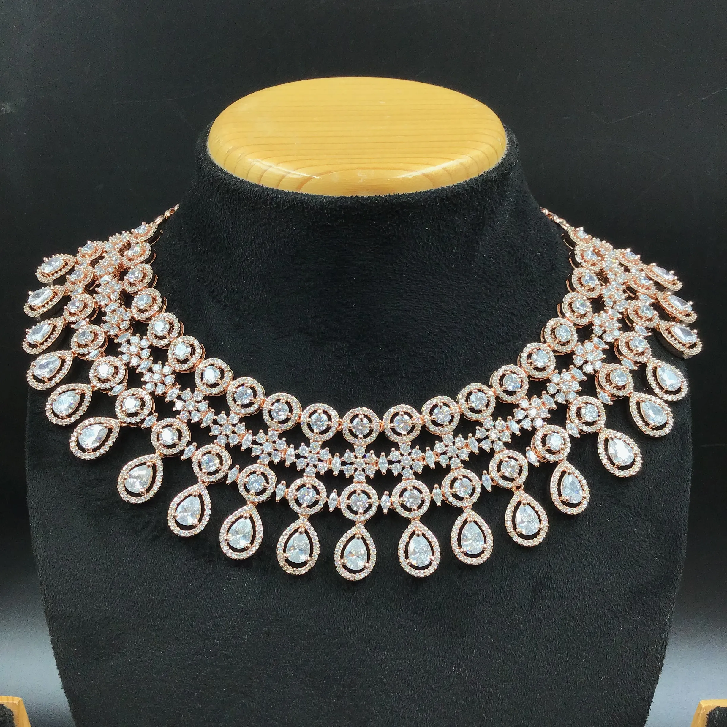 Rose Gold Polish Zircon/AD Necklace Set 6768-69