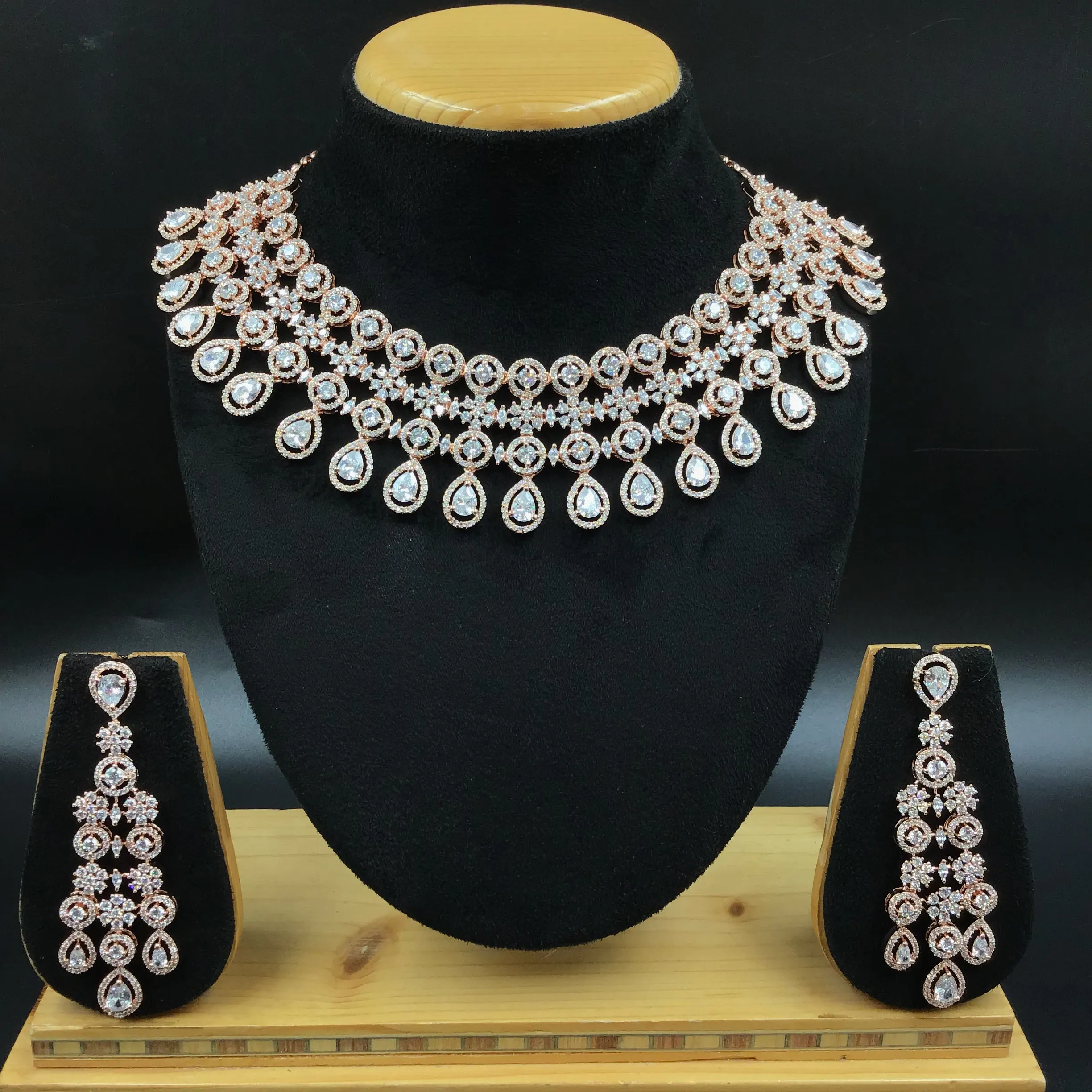 Rose Gold Polish Zircon/AD Necklace Set 6768-69
