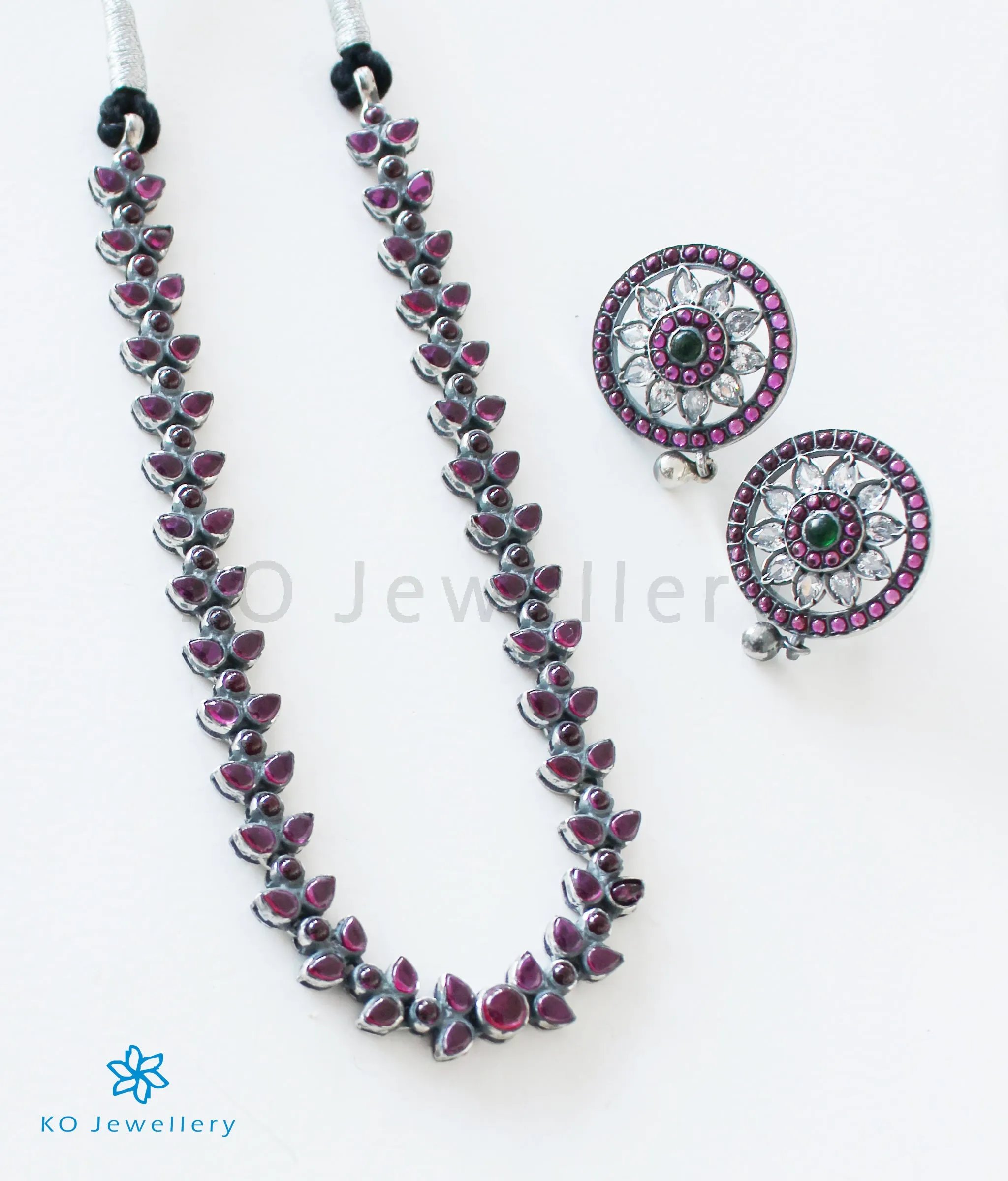 The Aroha Silver Kempu Necklace (Oxidised)
