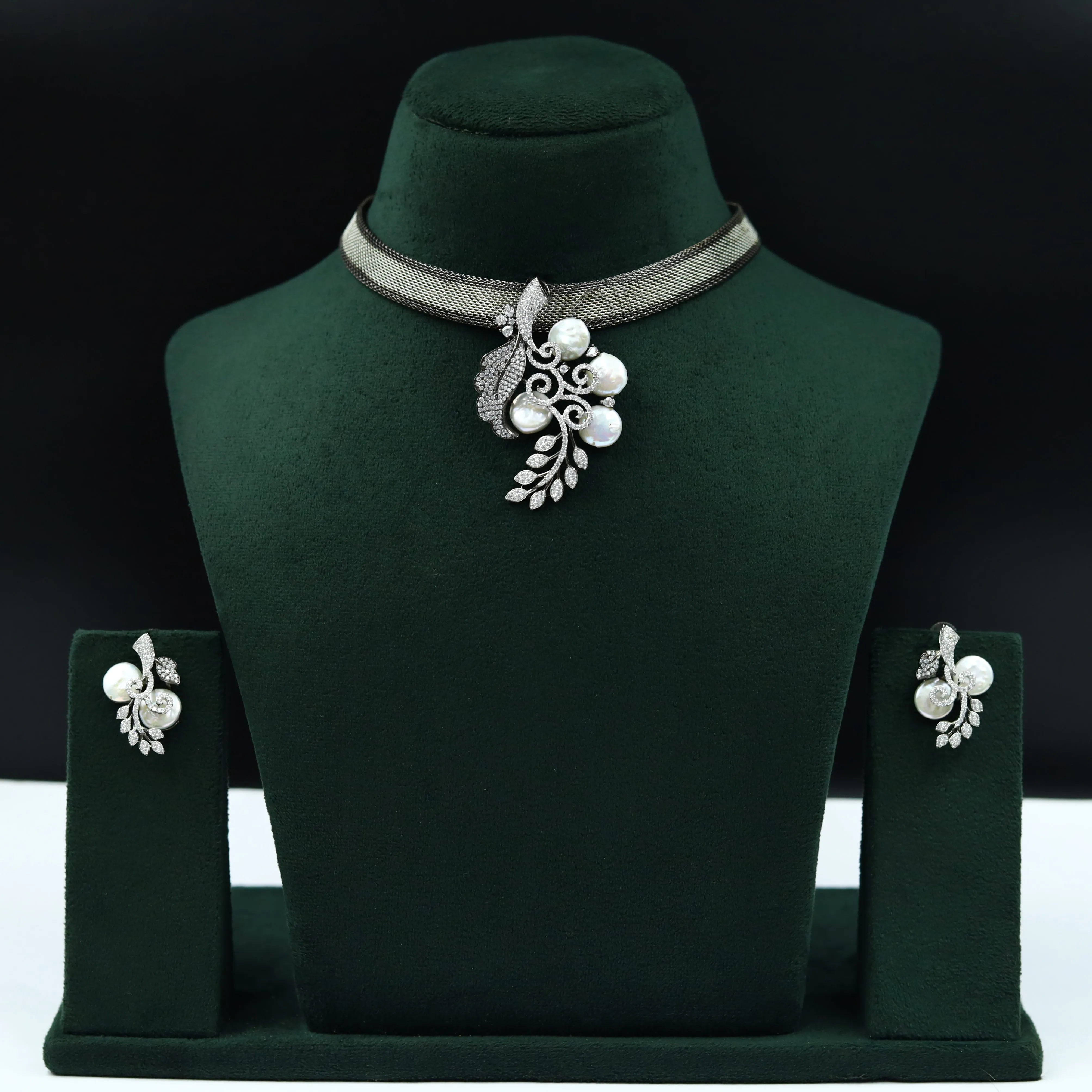 Victorian Polish Zircon/AD Choker Set 6845-69