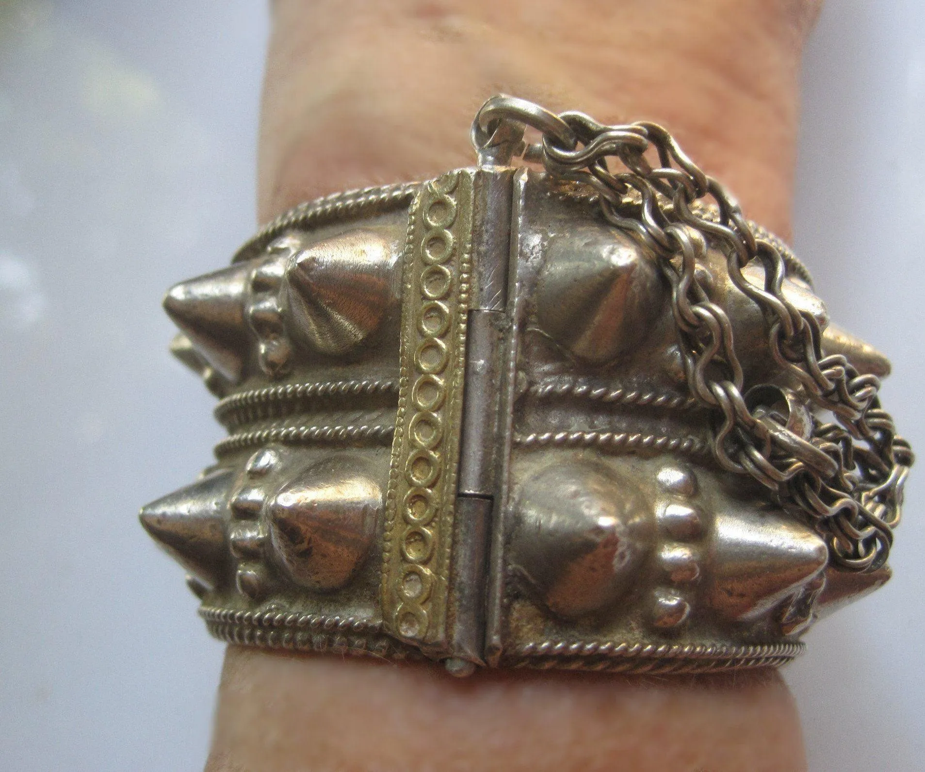 Vintage Omani Silver Tribal Spike Bracelet