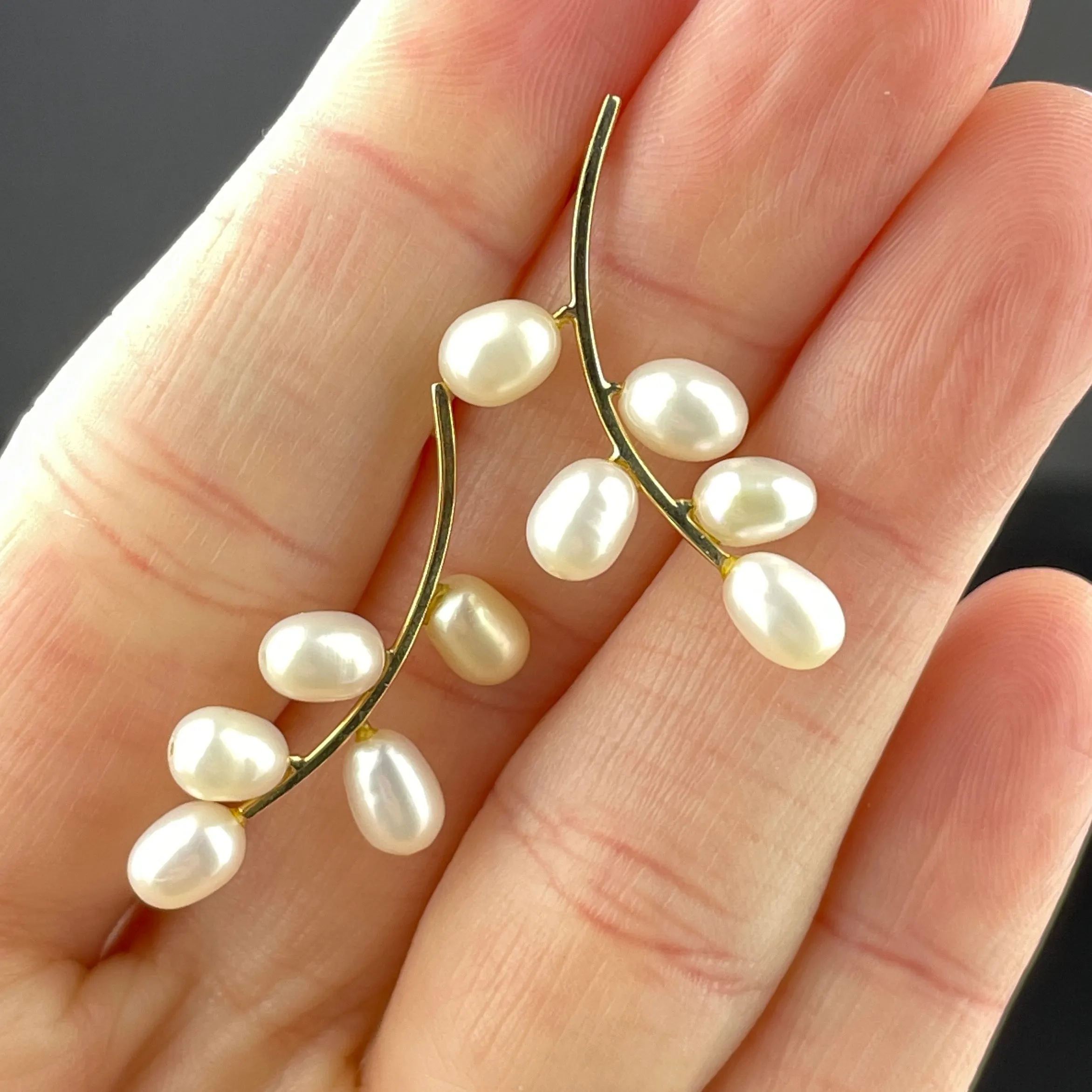 Vintage Pearl Leaf 14K Gold Bar Stud Earrings