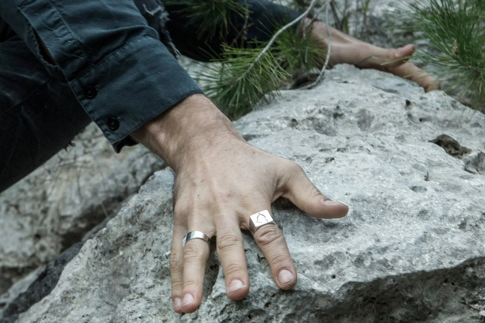 Wolf Silver Signet Ring